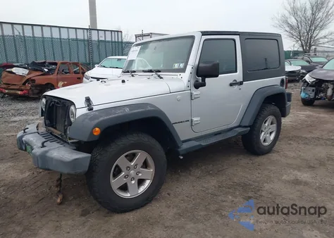 2010 Jeep Wrangler Sport z USA, uszkodzony, nr VIN 1J4AA2D10AL178159